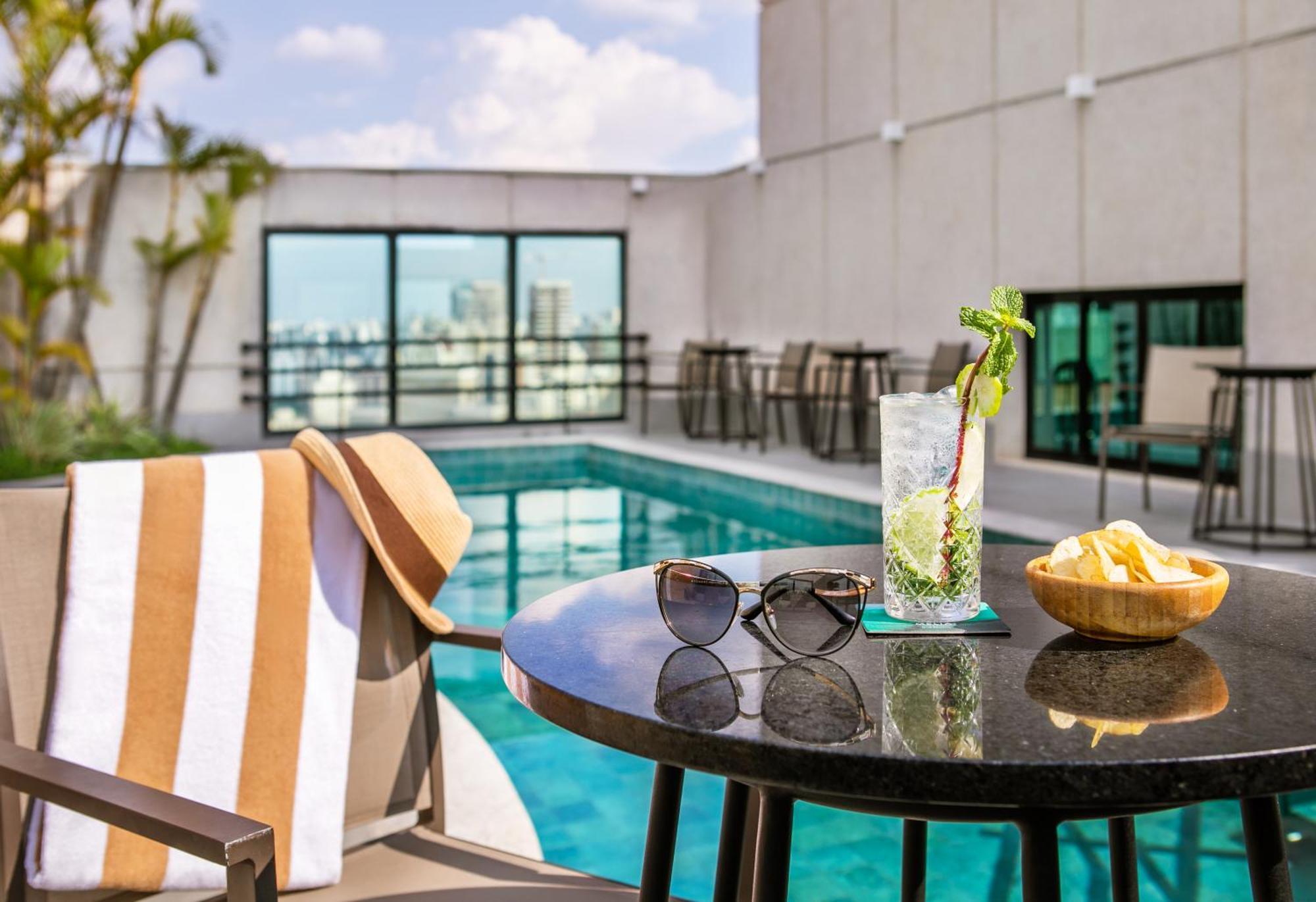 Готель Melia Jardim Europa Сан-Паулу Екстер'єр фото Rooftop pool