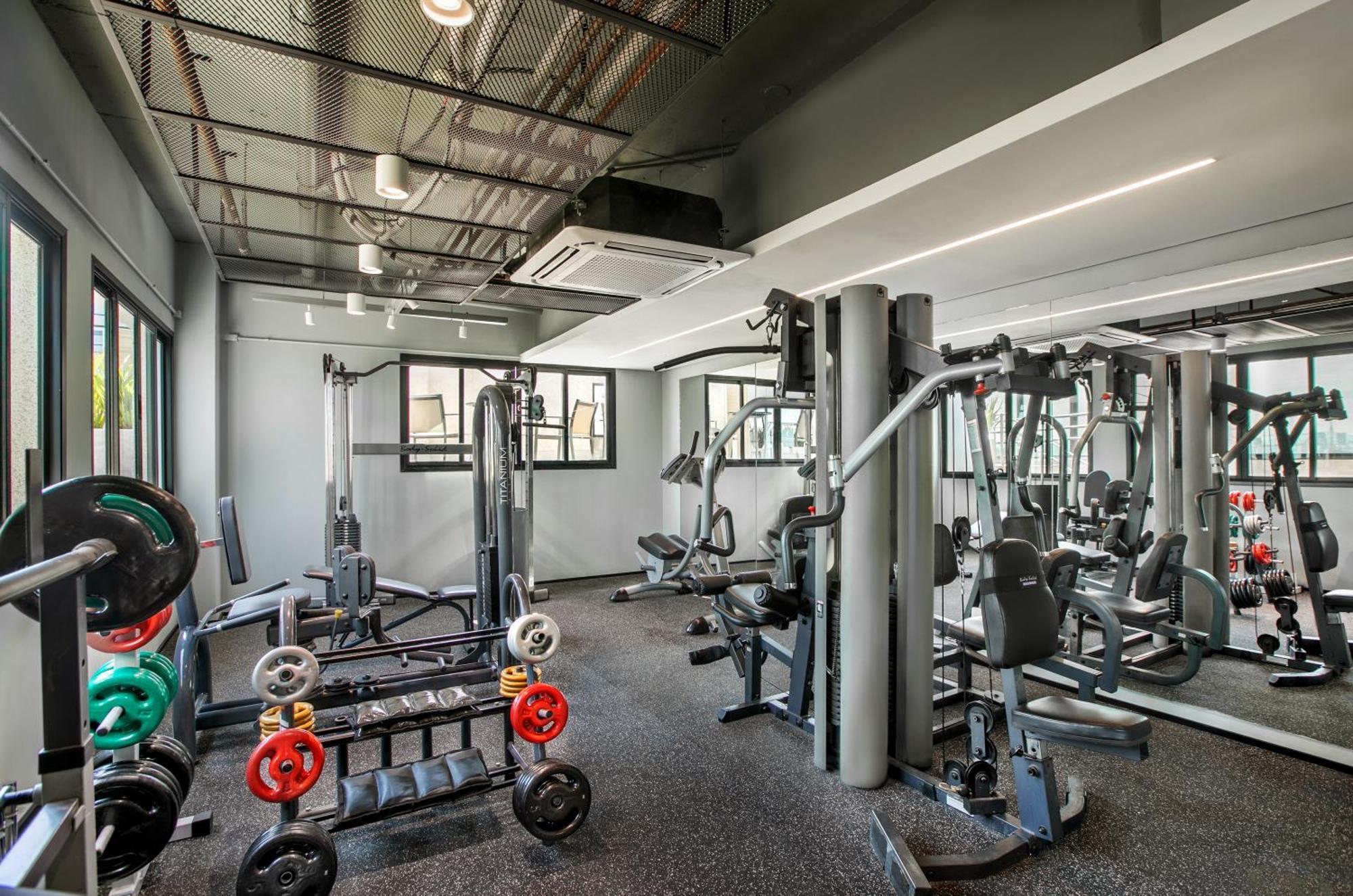 Готель Melia Jardim Europa Сан-Паулу Екстер'єр фото The gym at the University of Law, Birmingham